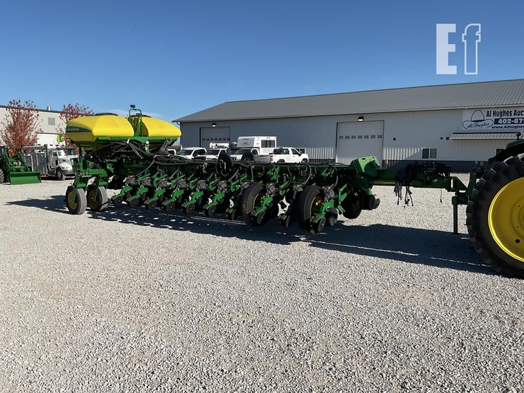 john-deere-1770-ccs-image-1