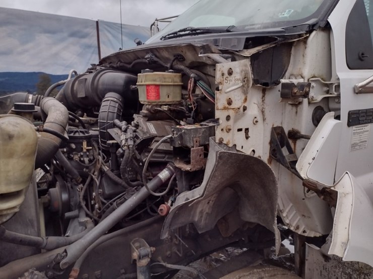 2005-ford-f650-image-18