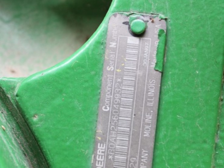 john-deere-8300-image-24