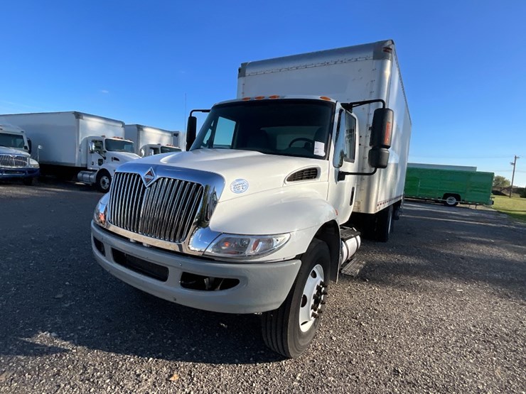 international-durastar-4300-image-2