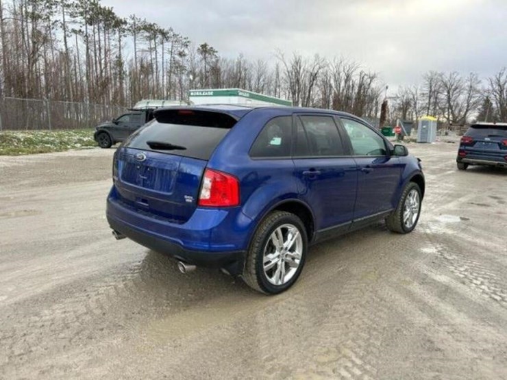 ford-edge-sel-image-5