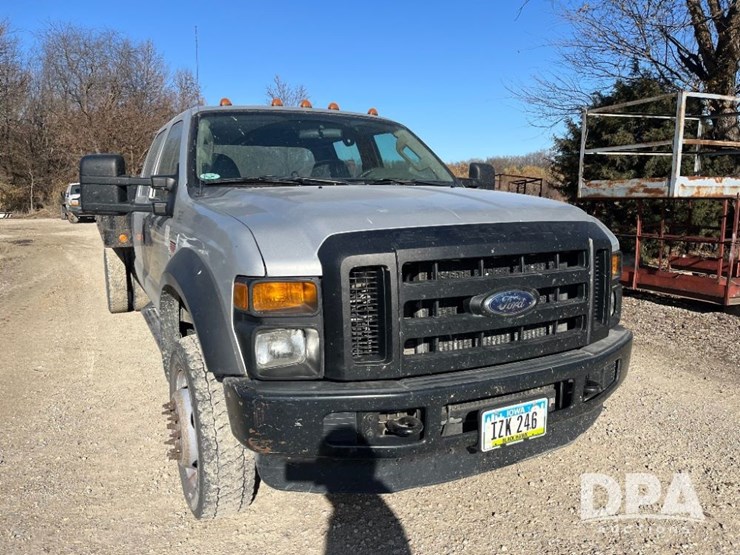 ford-f550-xl-image-4