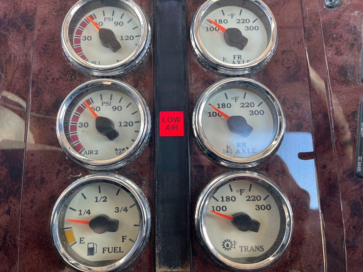 2005-international-9200i-image-37