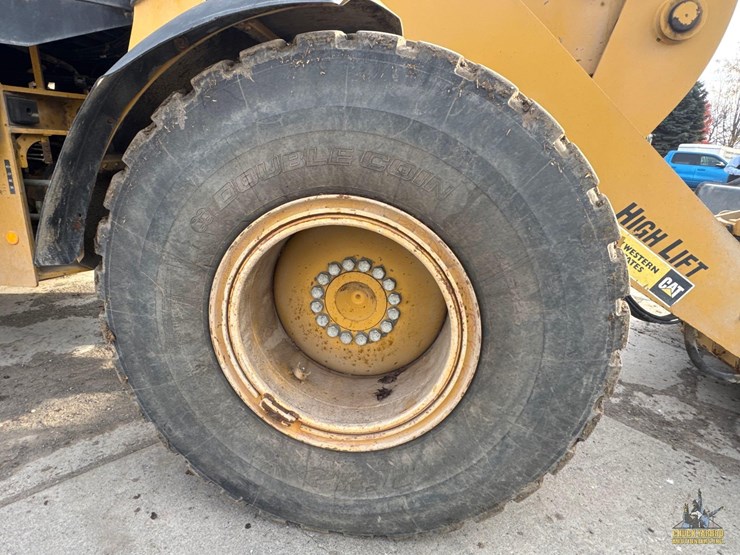 2014-caterpillar-924k-image-11