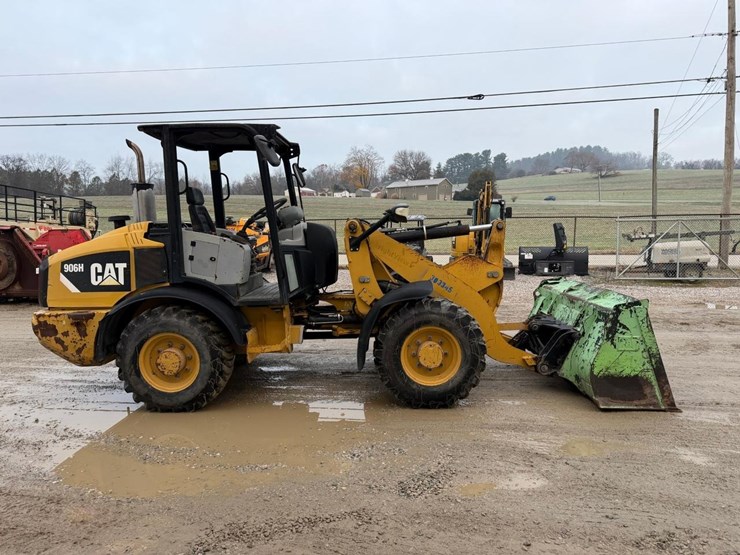 2012-caterpillar-906h-image-6