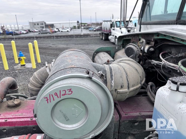 1995-kenworth-t800-image-66