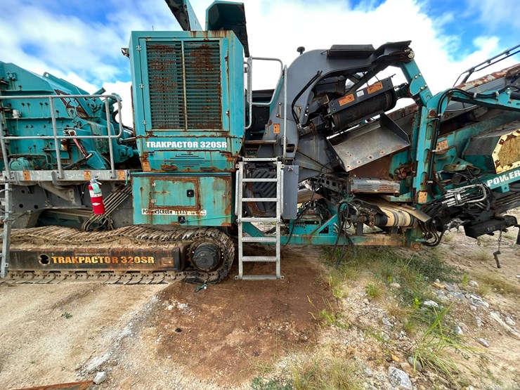 2016-powerscreen-trakpactor-320sr-image-14