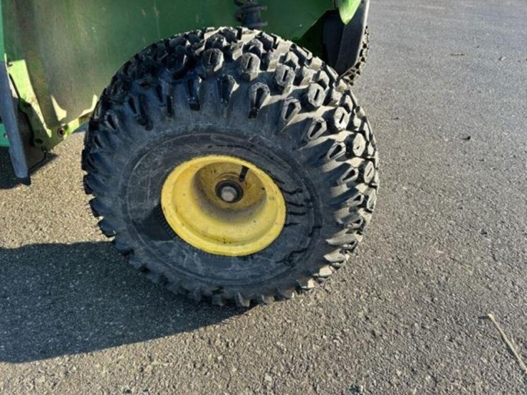 john-deere-gator-image-39