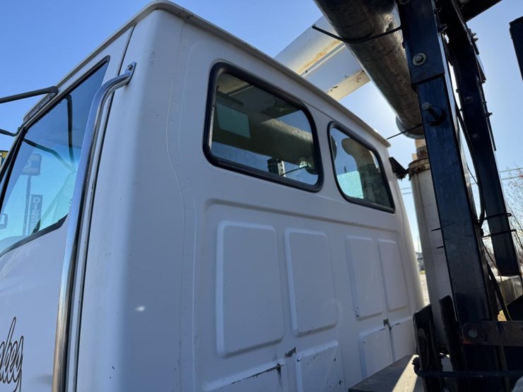 2002-vactor-2100-image-14