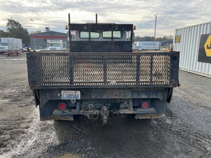 2003-freightliner-fl50-image-5