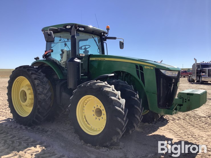 john-deere-8310r-image-3