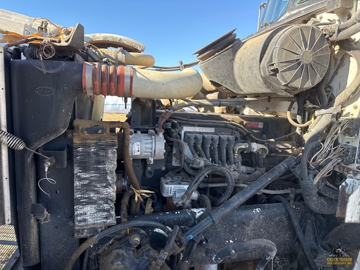 peterbilt-357-image-27