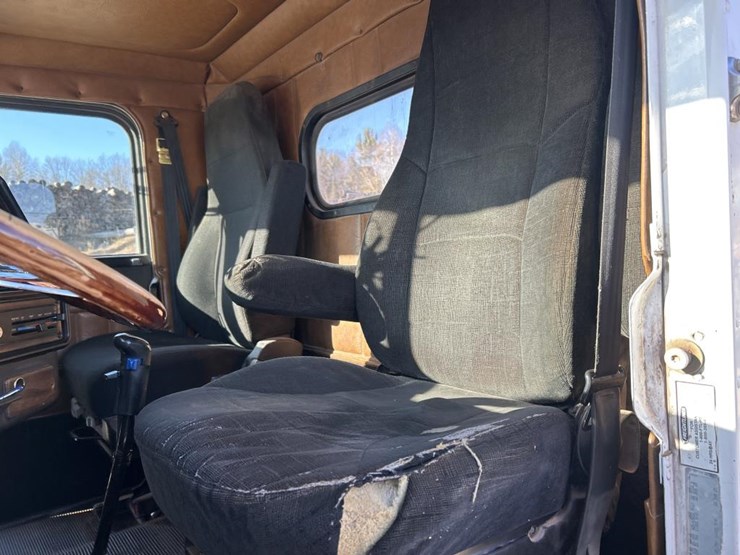 1997-cummins-m11-image-61