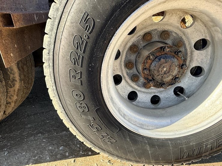 2017-international-prostar-image-28