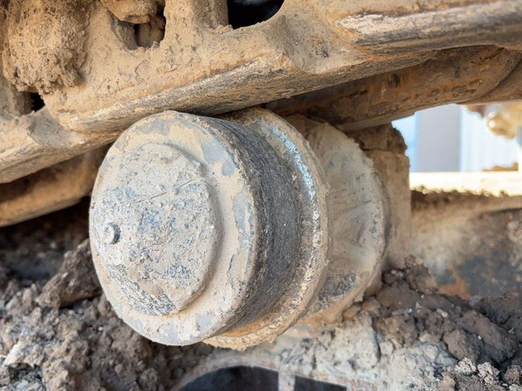 komatsu-pc210-lc-10-image-9