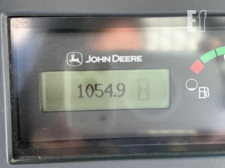 2017-deere-331g-image-34