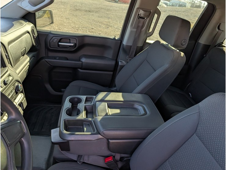 2022-chevrolet-1500-image-20