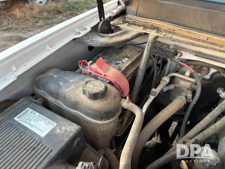 2009-chevrolet-3500hd-image-47