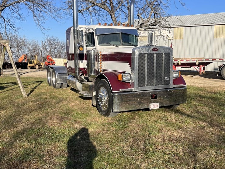 2007-peterbilt-379-image-3