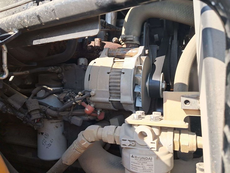 2018-hyundai-hl965-image-22