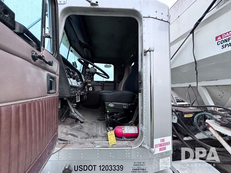 1995-kenworth-t800-image-85