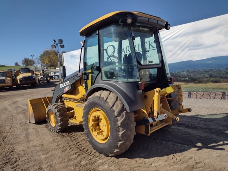 deere-210lj-image-30