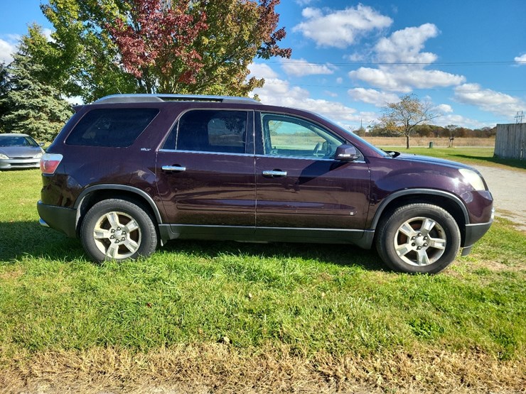gmc-acadia-slt-image-2