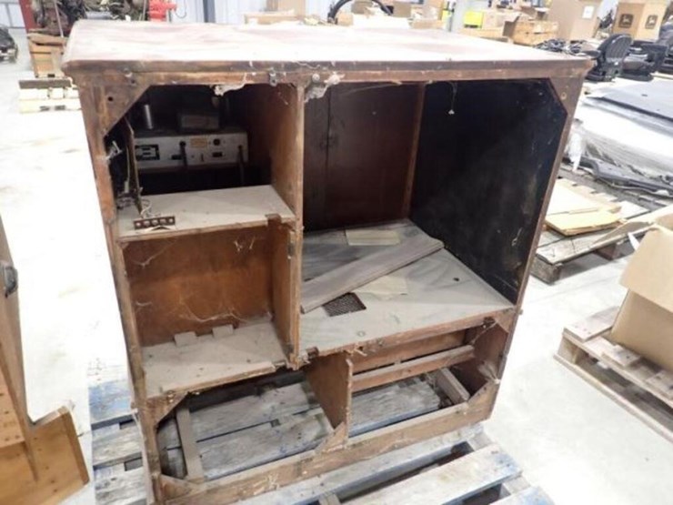 36-in.-x-39-in.-radio-cabinet-image-7