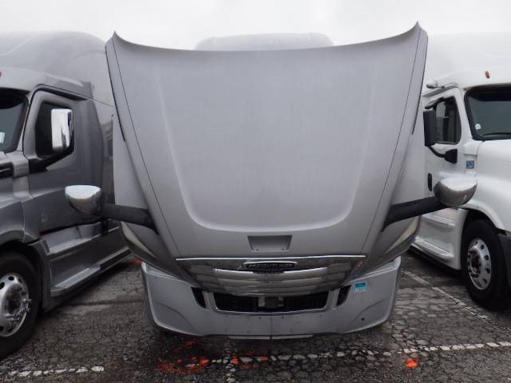 2019-freightliner-cascadia-126-image-31