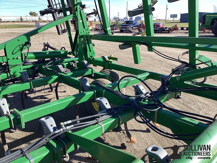 john-deere-2210-image-12