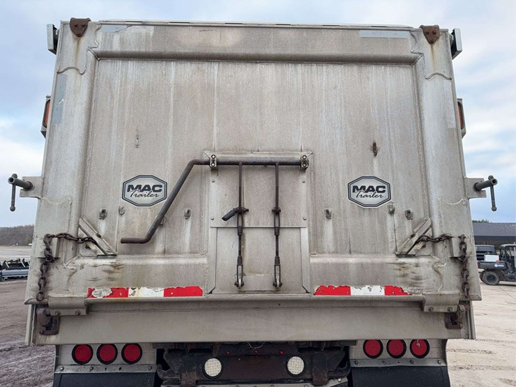 2010-kenworth-t800-image-30