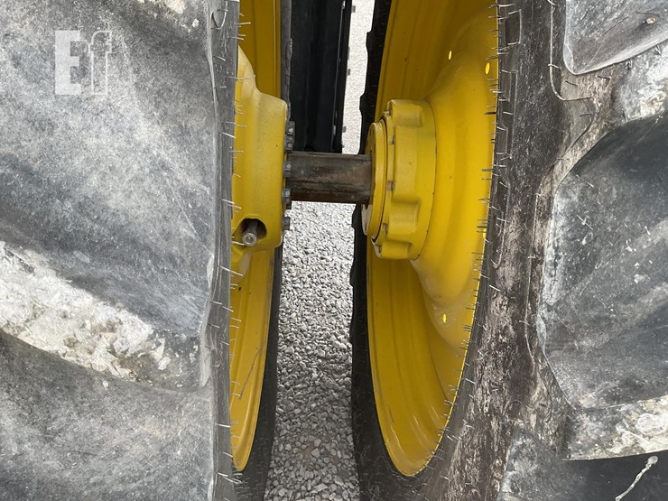 john-deere-8r-250-image-23