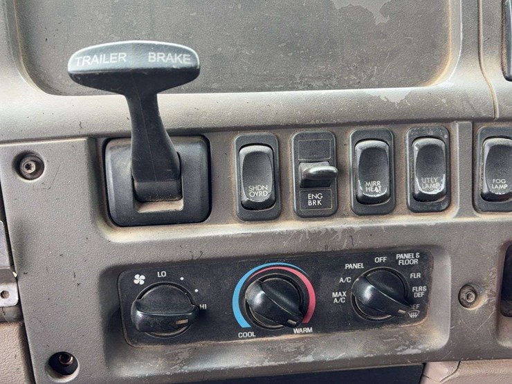 2006-sterling-a9500-image-38