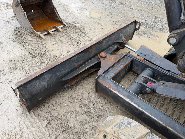 2022-bobcat-e50-image-15