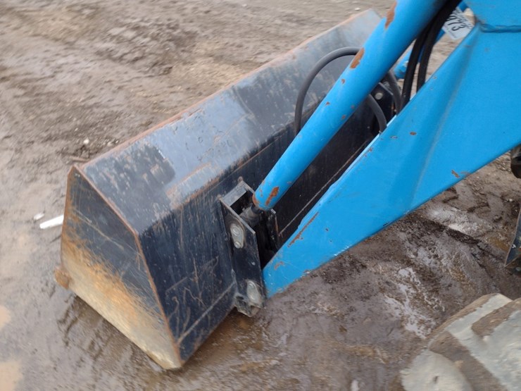 new-holland-3930-image-15