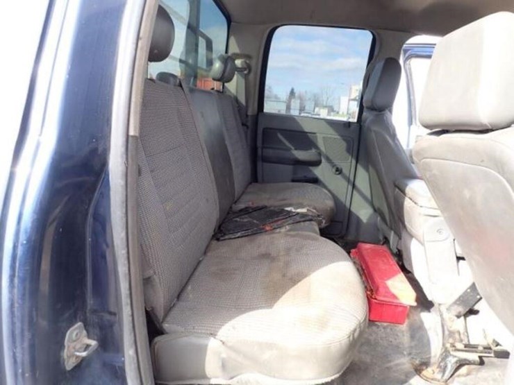 dodge-ram-3500-image-44