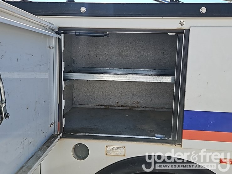 dodge-ram-5500-image-32