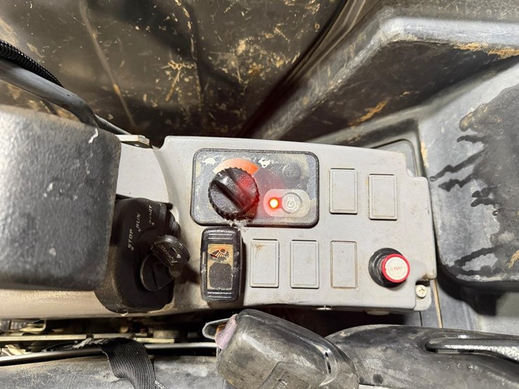 2020-kubota-u35-4-image-31