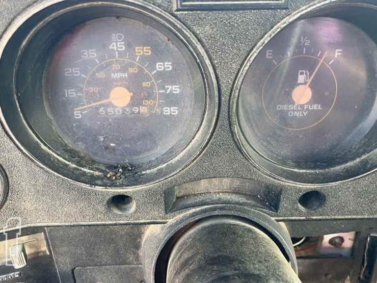 1982-chevrolet-c30-image-12