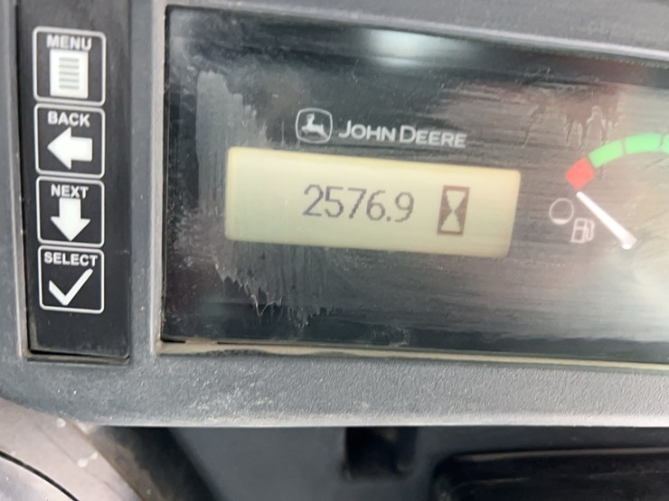 2021-deere-333g-image-11