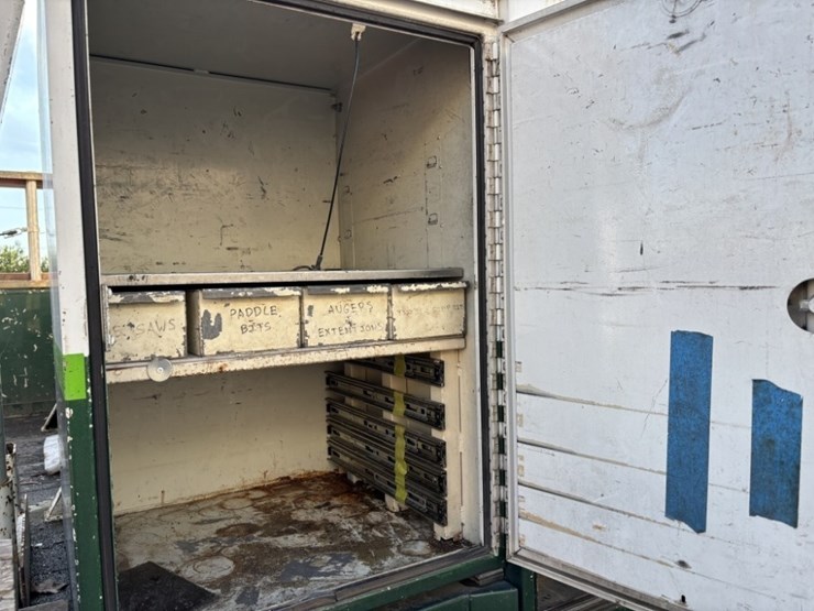 2001-kenworth-t300-image-20