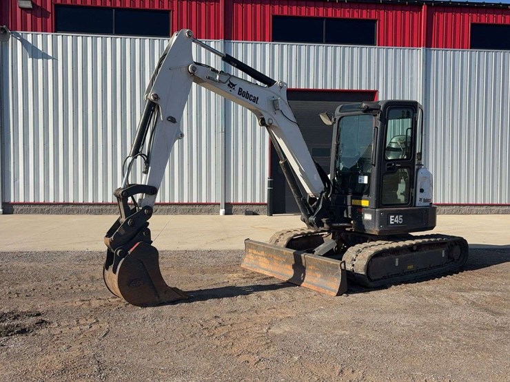 2018-bobcat-e45-image-1