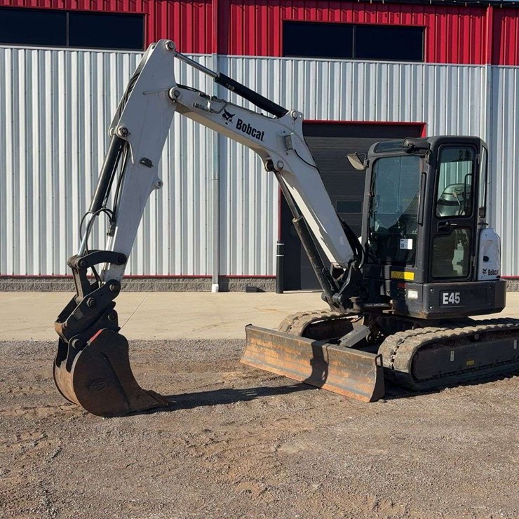 2018 BOBCAT E45