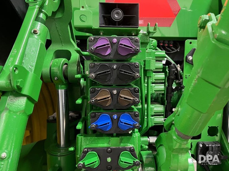 john-deere-8r-340-image-34