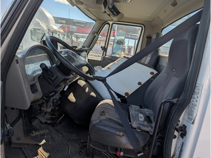 international-durastar-4300-image-16