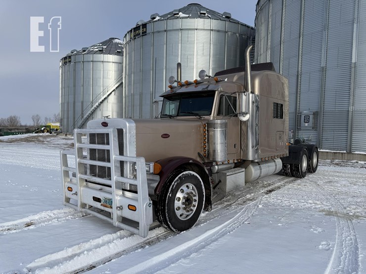 2004-peterbilt-379-image-4
