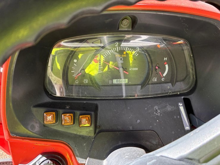 2022-kubota-l3902hst-image-22