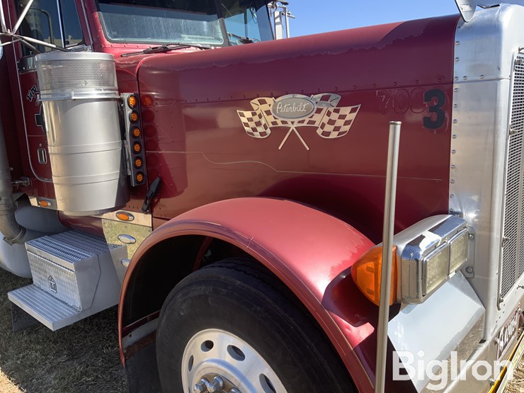 1999-peterbilt-379-image-16