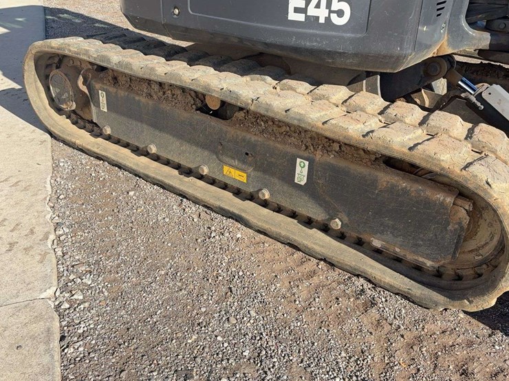 2018-bobcat-e45-image-10