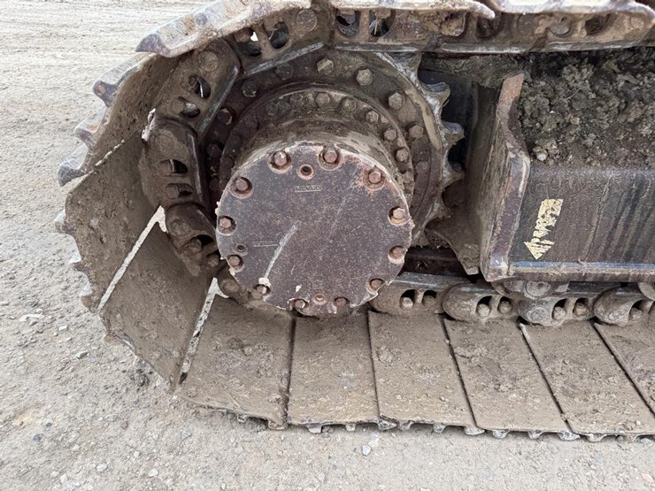 2019-deere-210g-lc-image-17